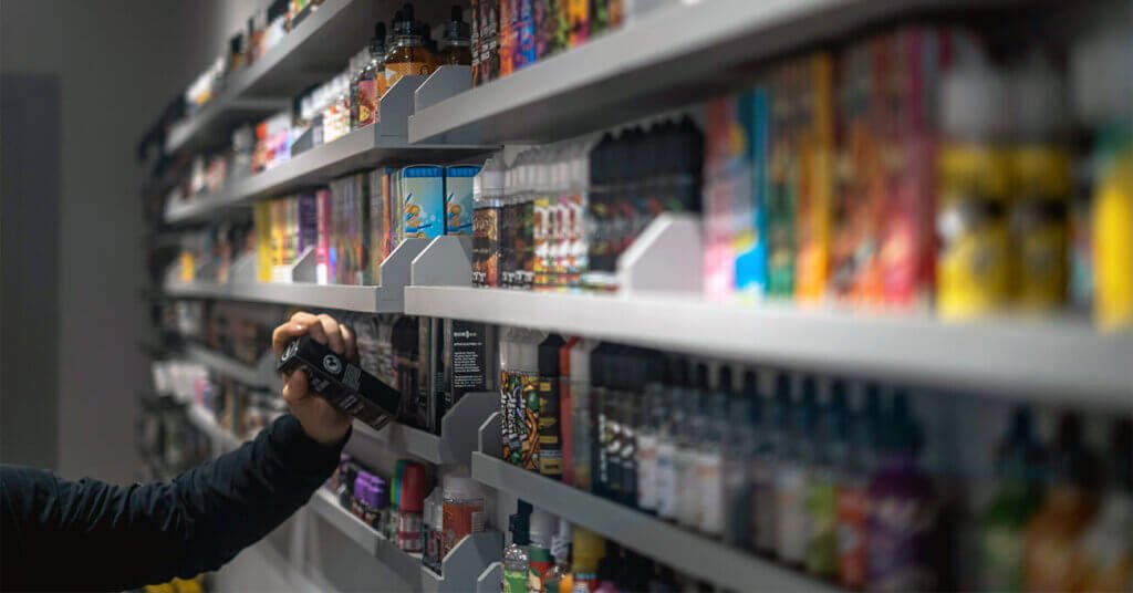 Pourquoi la vape doit rester en boutiques spécialisées